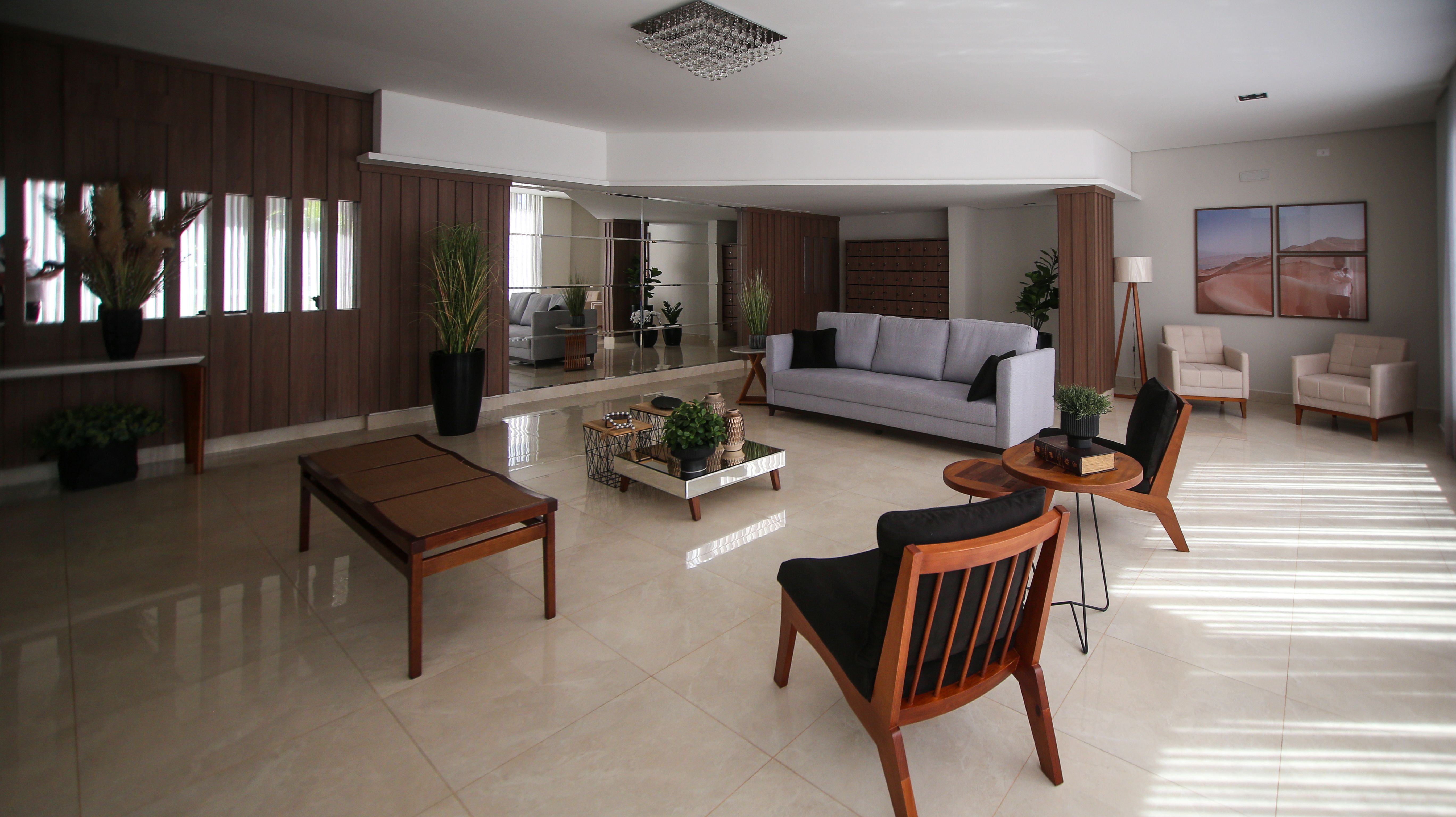Furniture and Decore